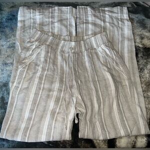 Briggs New York Taupe and White Striped Linen Rayon blend Pants